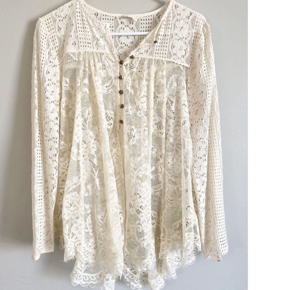 Floreat (Anthropologie) Scalloped Lace Henley Ivory Lace Long Sleeve Shirt